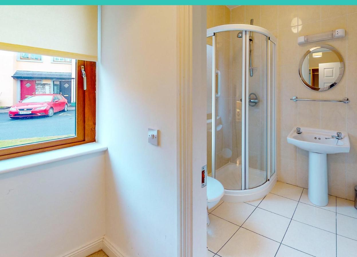Lakeside Holiday Homes - Type B By Trident Holiday Homes Killaloe Dış mekan fotoğraf