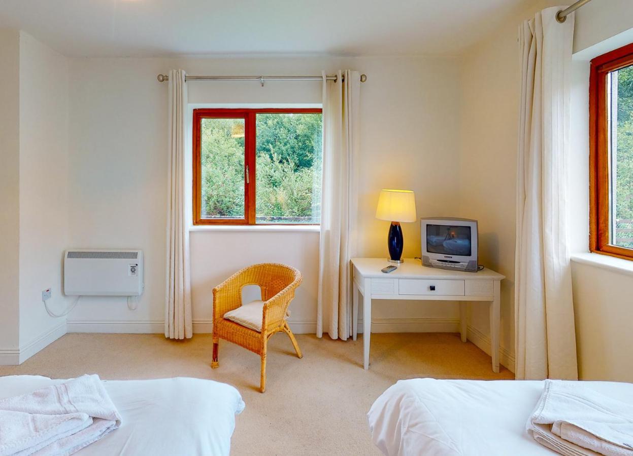Lakeside Holiday Homes - Type B By Trident Holiday Homes Killaloe Dış mekan fotoğraf